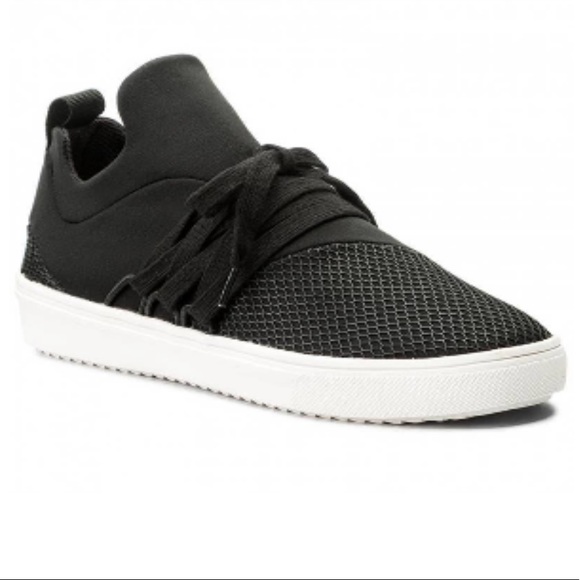 Steve Madden Lancer Sneakers (black) - Picture 2 of 7